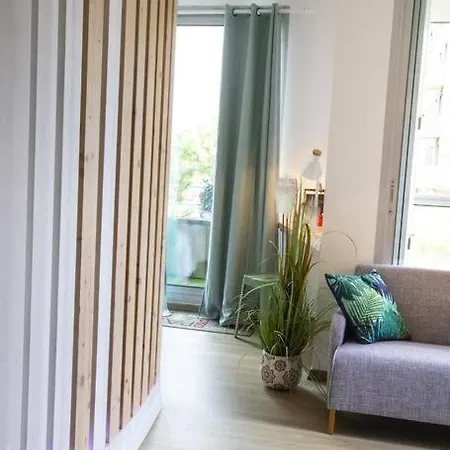 50m From The Ultra Cosy Balcony Near The Cen Apartment